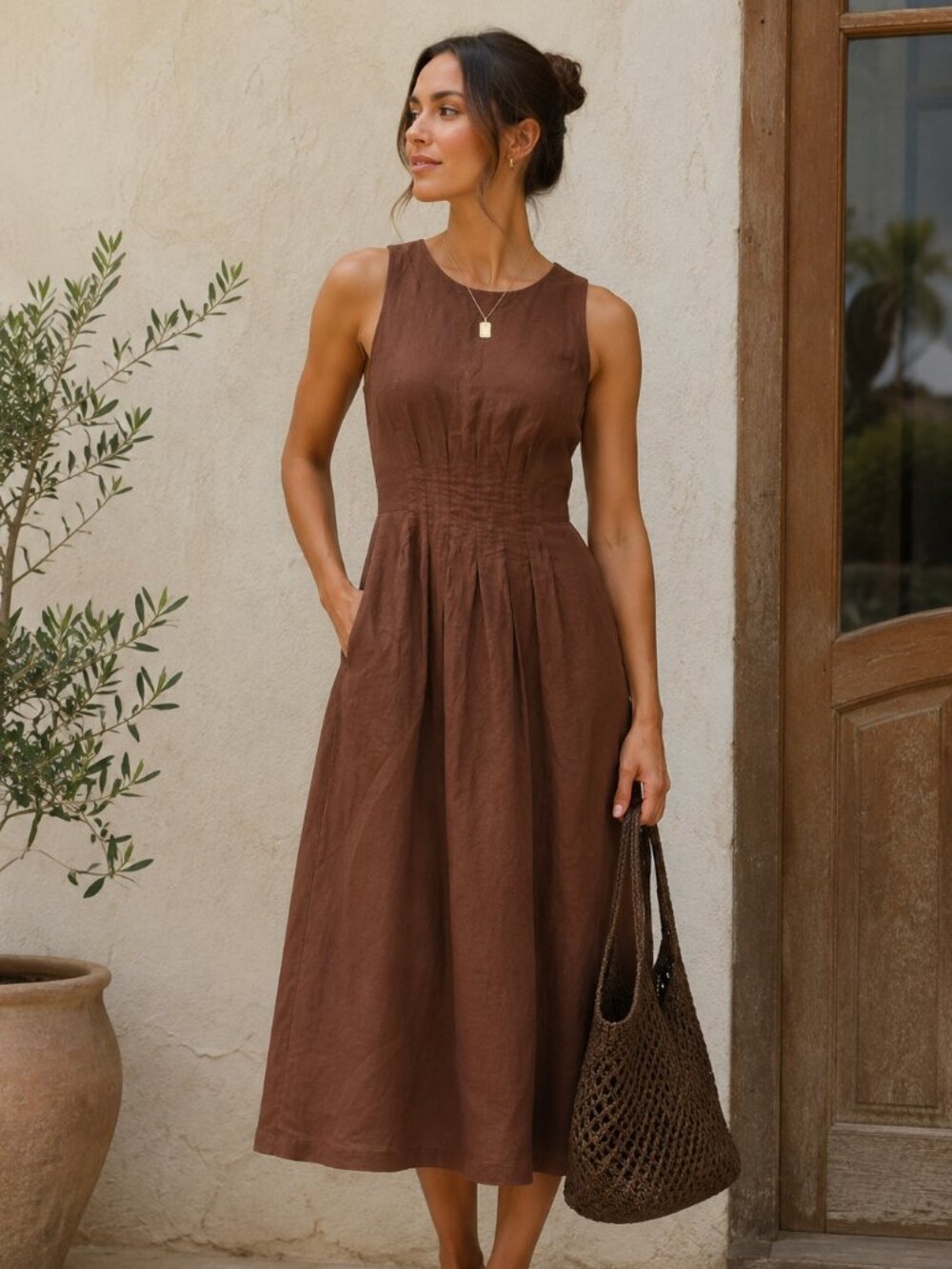 NWT Elie Tahari round neck line blend sleveless a-line midi dress, sz M